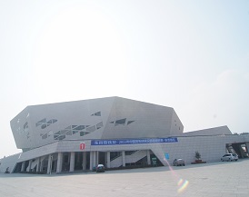 安吉龍山體育中心